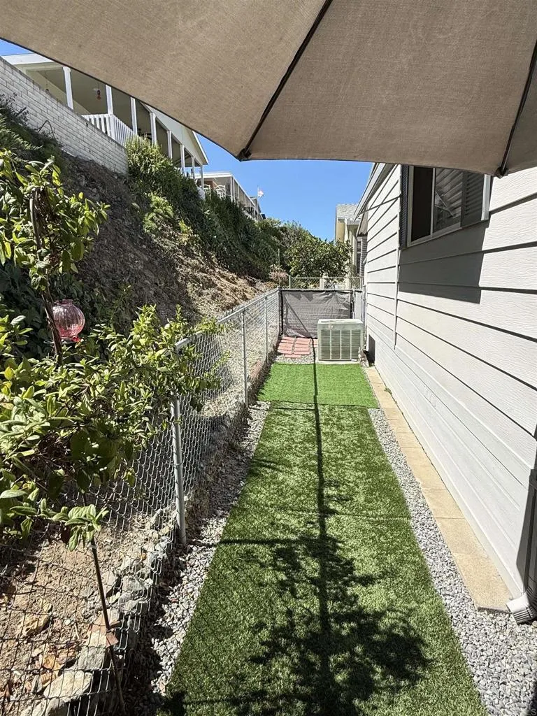 https://cdn.realtyfeed.com/cdn/127/307088178/18b99152d4c645f5a67408c9992c4408.webp
