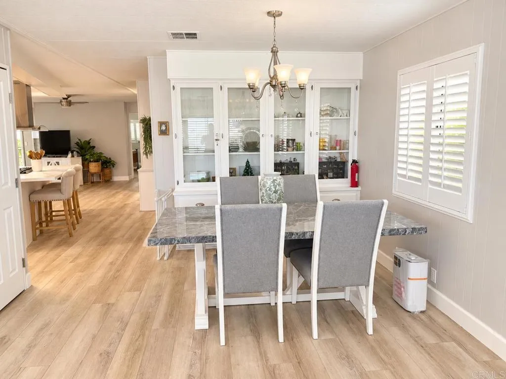 https://cdn.realtyfeed.com/cdn/127/307088178/18dbab747c60c9ceb913cec4cdd07319.webp
