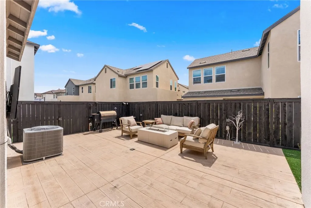 https://cdn.realtyfeed.com/cdn/127/307088223/07fab07de0b6df902974e4cff3d0dde5.webp