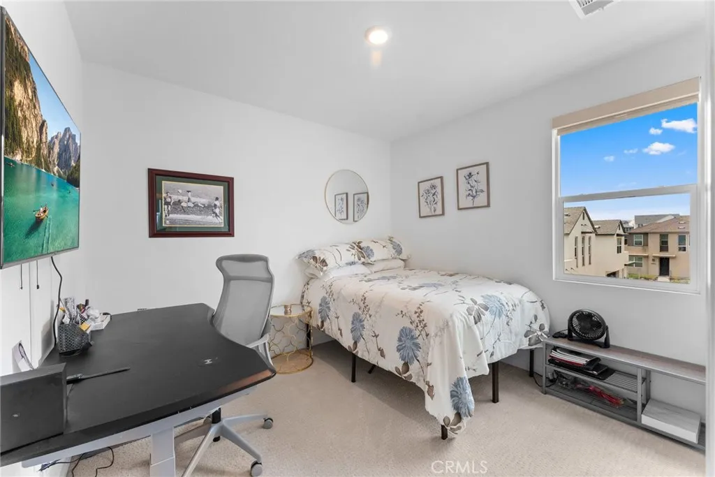 https://cdn.realtyfeed.com/cdn/127/307088223/aace67b2c2c020ffdce3718edfa88709.webp