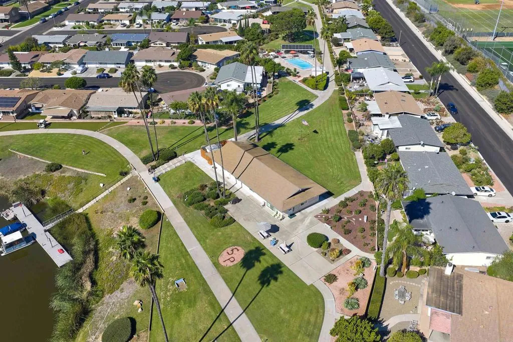 https://cdn.realtyfeed.com/cdn/127/307088248/18c522bb0dffafaff63c0cfb6d27263c.webp