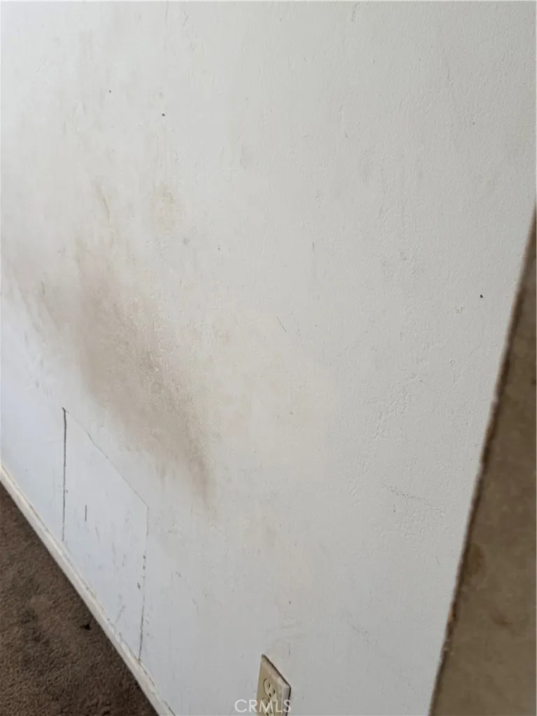 https://cdn.realtyfeed.com/cdn/127/307088257/4babc750e450e1fdd8b36761a0bf0472.webp