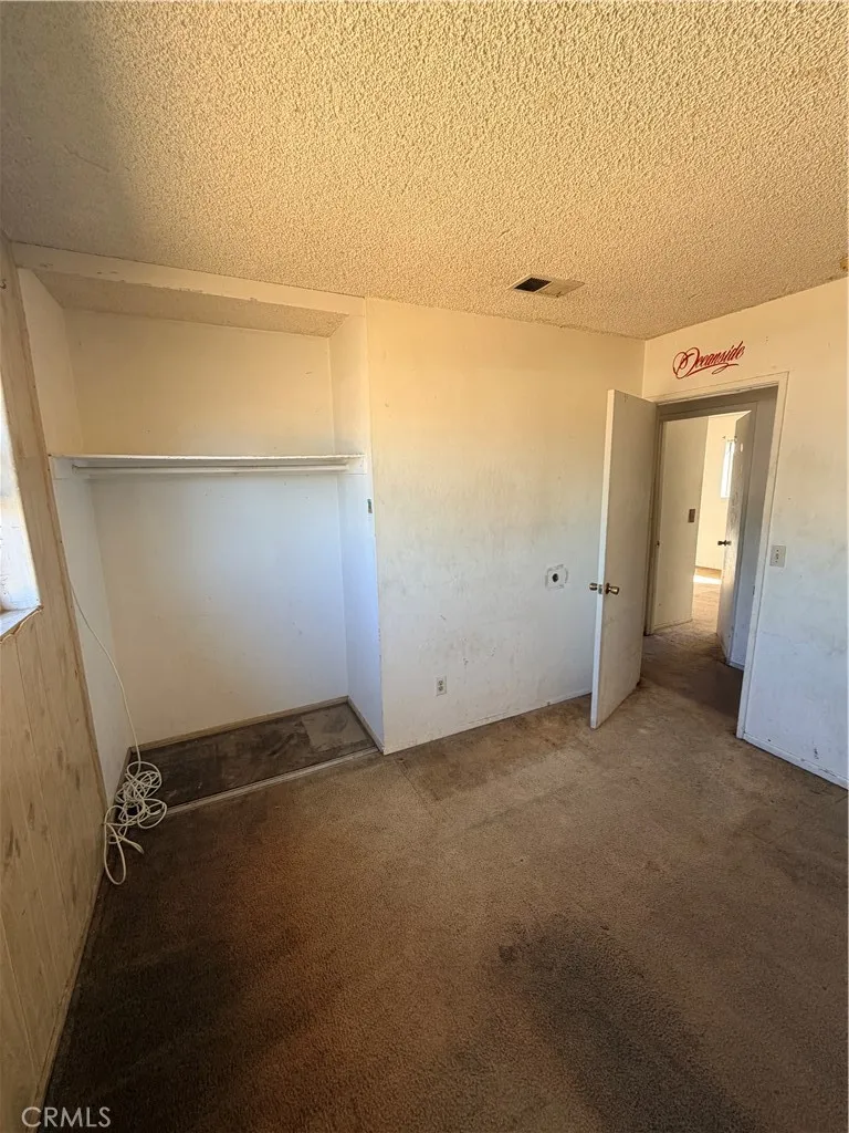 https://cdn.realtyfeed.com/cdn/127/307088257/a315988d5351549109e72ddeacb13db6.webp