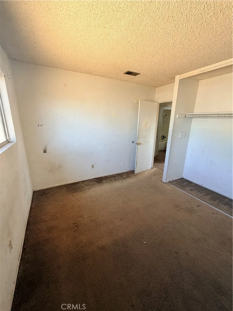 https://cdn.realtyfeed.com/cdn/127/307088257/c95bf16c7319345e6ec876206f73c7a6.webp