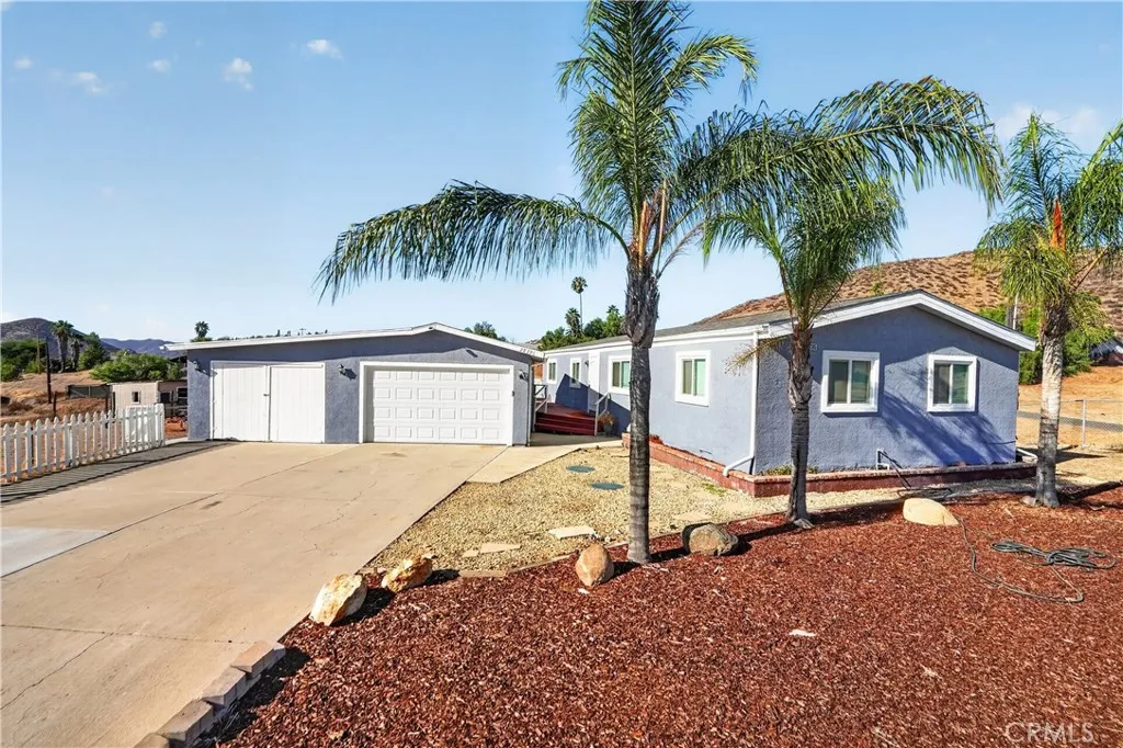 Menifee, CA 92587