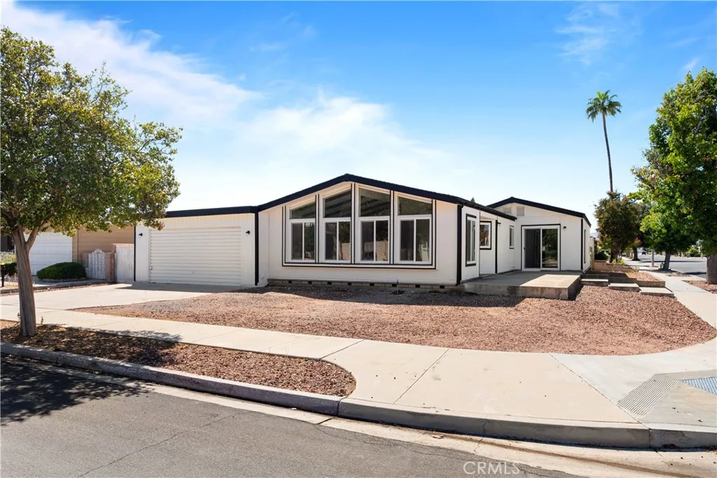 Hemet, CA 92545