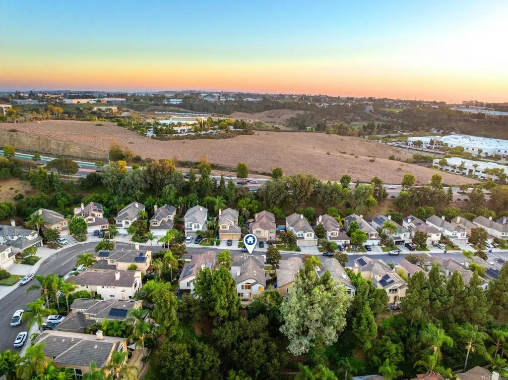 https://cdn.realtyfeed.com/cdn/127/307088384/5f91f8ae83bea06bec3be41249606832.webp