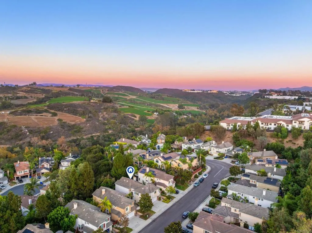 https://cdn.realtyfeed.com/cdn/127/307088384/e9ec6897e9a28691cfc56e9fff6eb228.webp