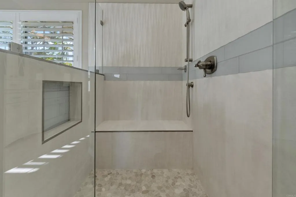 https://cdn.realtyfeed.com/cdn/127/307088394/018210ec3e2c04ec4e2716b552592f5b.webp