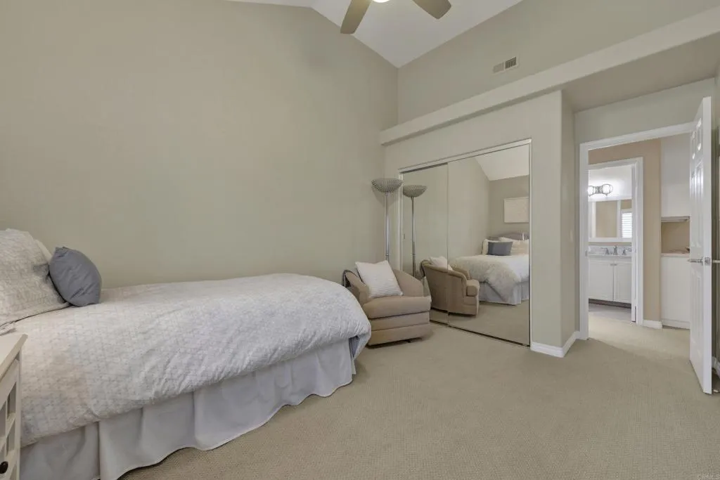 https://cdn.realtyfeed.com/cdn/127/307088394/07cfef6a8e026bdffe087c5034d1c8c7.webp