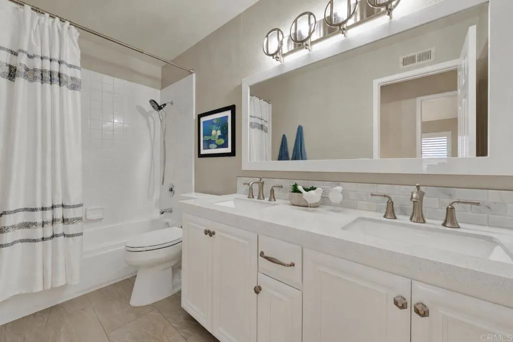 https://cdn.realtyfeed.com/cdn/127/307088394/0c40793787c2a0e3a66d51e604852545.webp