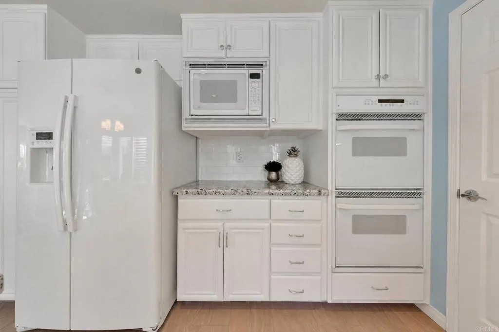 https://cdn.realtyfeed.com/cdn/127/307088394/19f8c978e2ddc919f59661d6db0cee89.webp