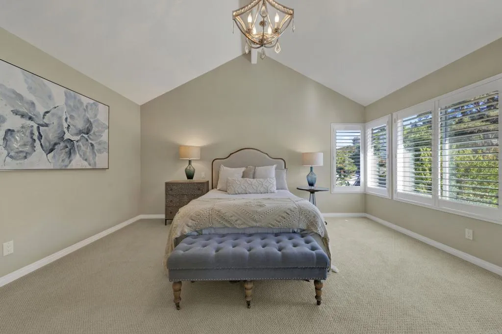 https://cdn.realtyfeed.com/cdn/127/307088394/70aac5697ed48c4658543acac2999ef6.webp