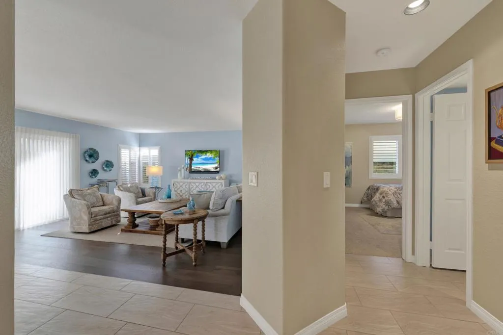 https://cdn.realtyfeed.com/cdn/127/307088394/876fb4550a0cf088926ff144e2d456f1.webp