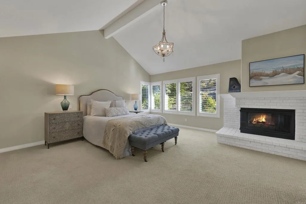 https://cdn.realtyfeed.com/cdn/127/307088394/9f9be5b09481818bb5564ceed1a4f80e.webp