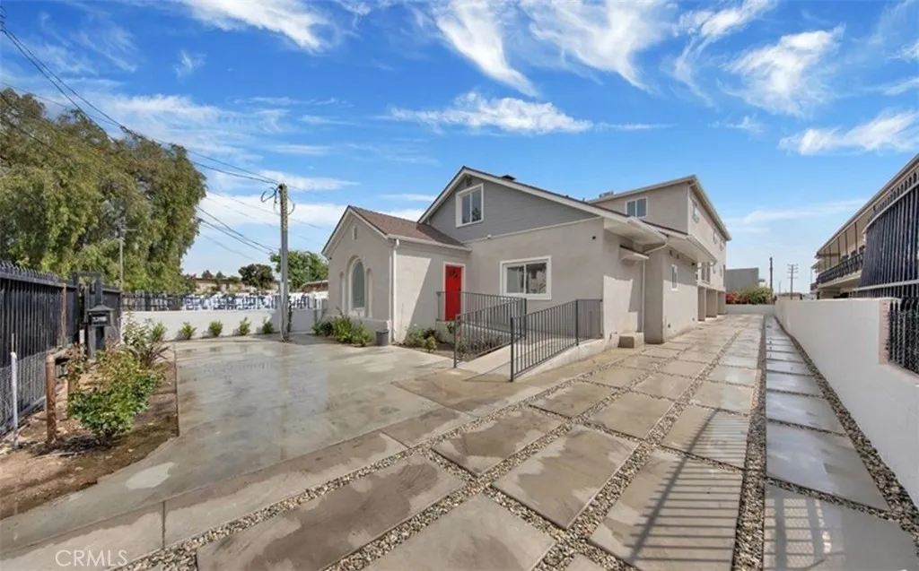 North Hollywood, CA 91605
