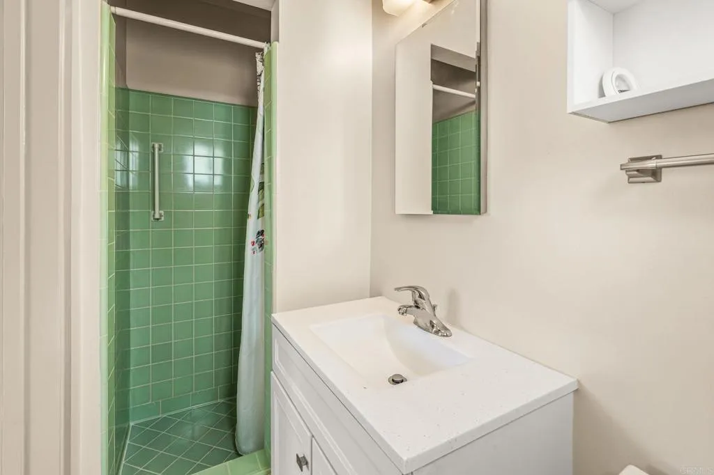 https://cdn.realtyfeed.com/cdn/127/307088467/9b960a018d78728add6059fe5c2ca9a0.webp