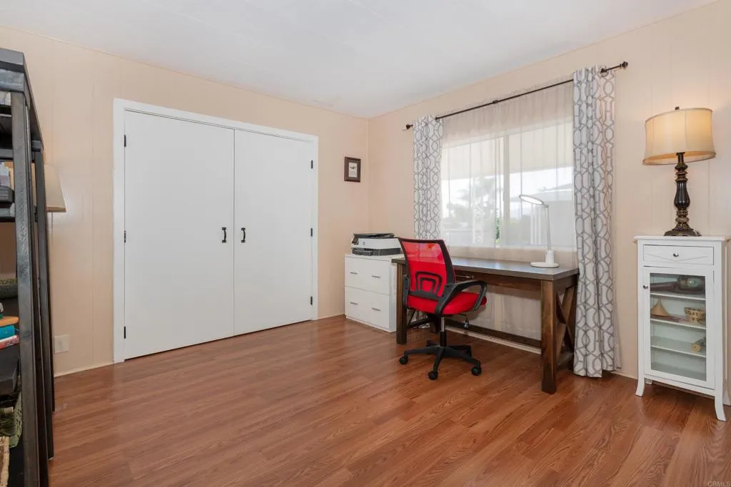 https://cdn.realtyfeed.com/cdn/127/307088633/1bda0f6abad0dc6de2c9817a60743817.webp