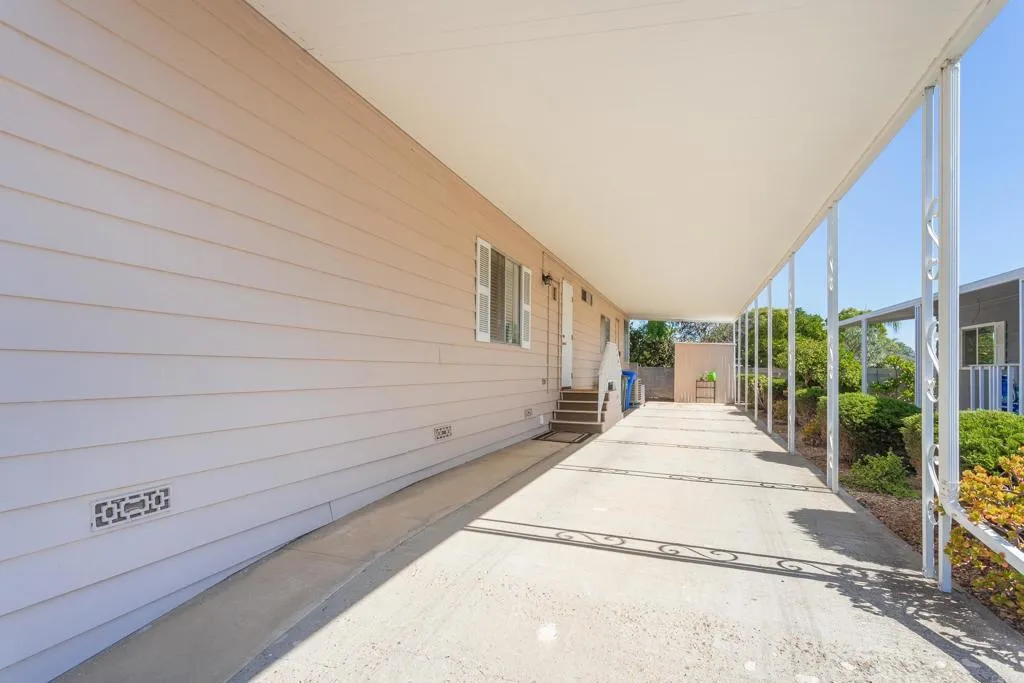 https://cdn.realtyfeed.com/cdn/127/307088633/30b204763b1a09c066456861cf52d21f.webp