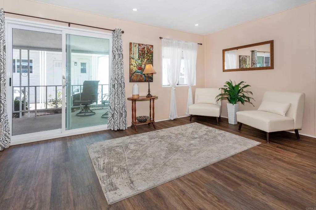 https://cdn.realtyfeed.com/cdn/127/307088633/c9a080e1609f9d2138a0abbc35a090cf.webp