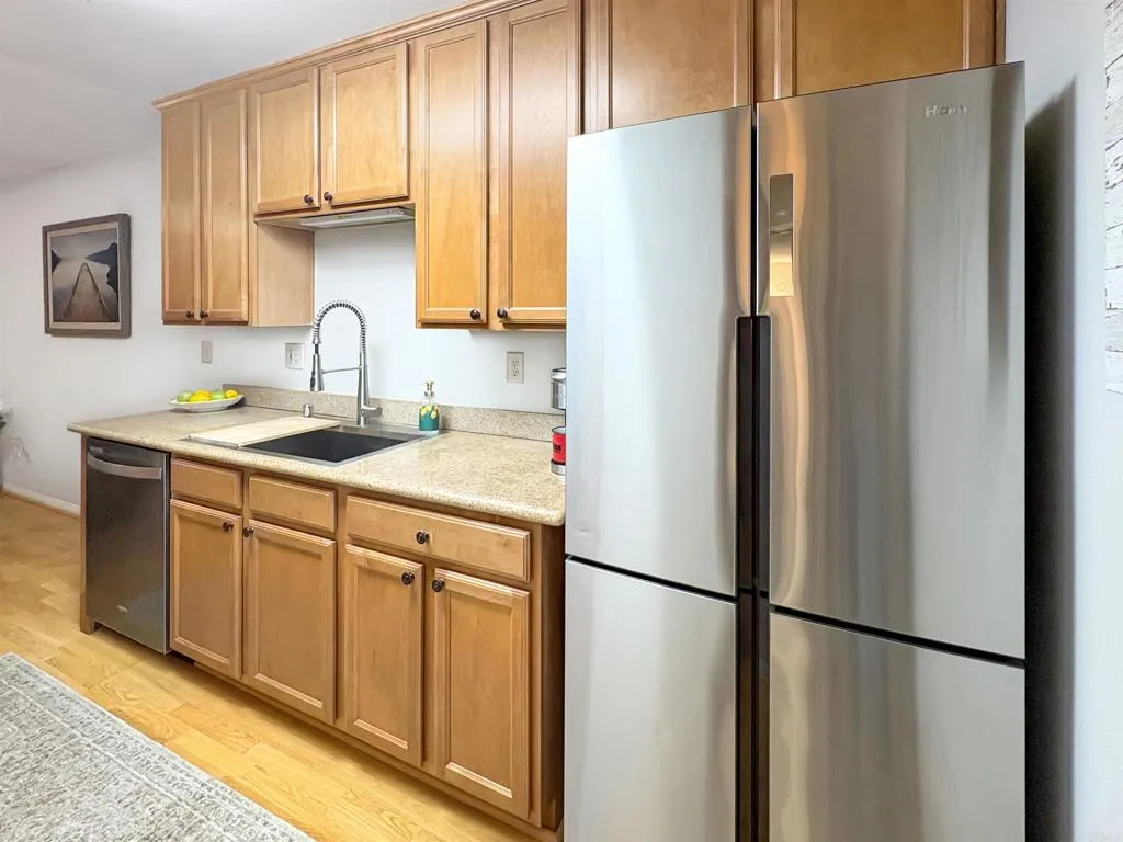 https://cdn.realtyfeed.com/cdn/127/307088642/fb47653e15abbc12d2edafcacc744092.webp