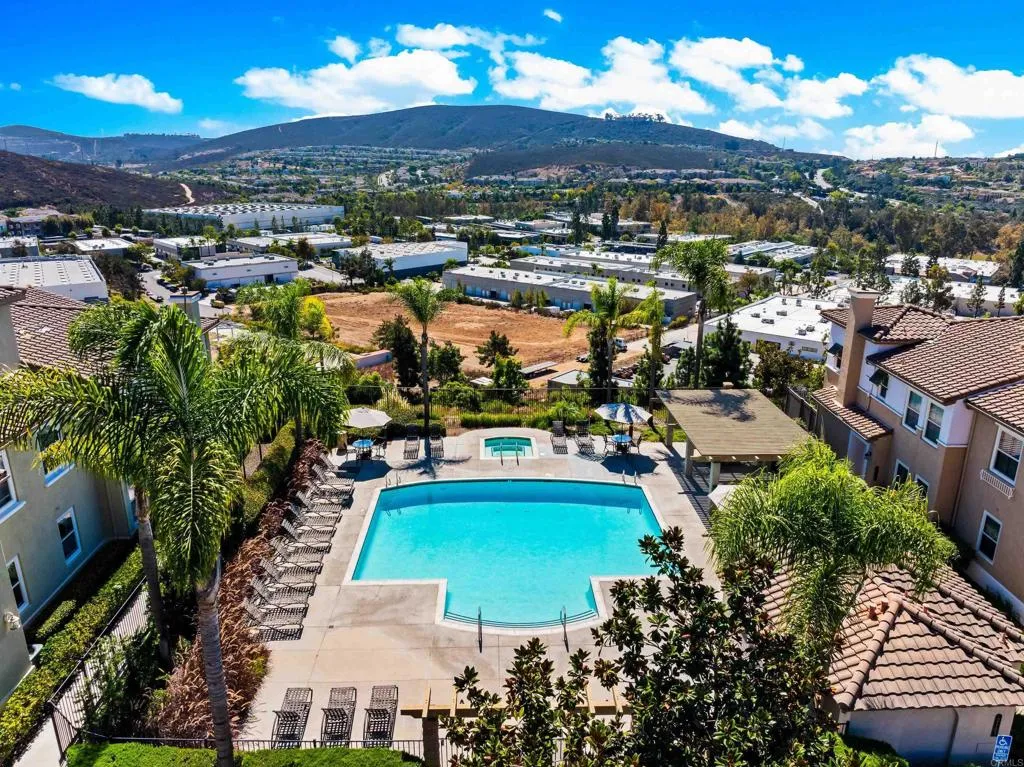 https://cdn.realtyfeed.com/cdn/127/307088681/aa167eed21a2e4a1523507036115fcc6.webp