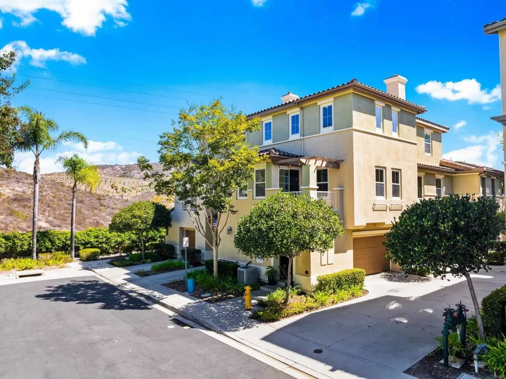 https://cdn.realtyfeed.com/cdn/127/307088681/db829c0e5473c2db7cb5ee517596ed89.webp