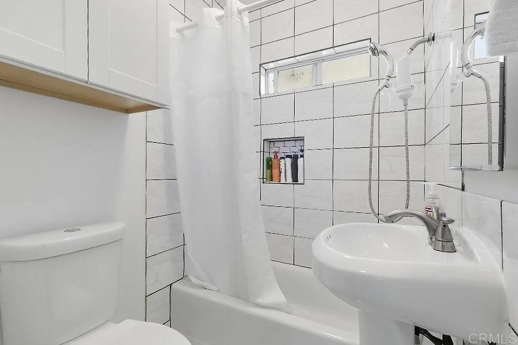 https://cdn.realtyfeed.com/cdn/127/307088684/a4366474e2a4c8631bb69d2e6a69cc61.webp