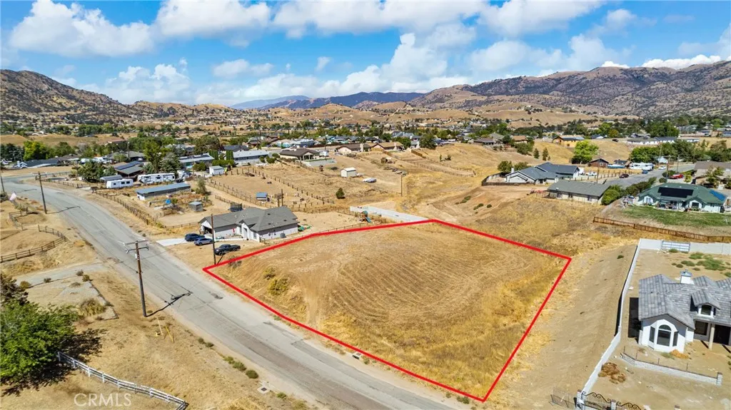 Tehachapi, CA 93561