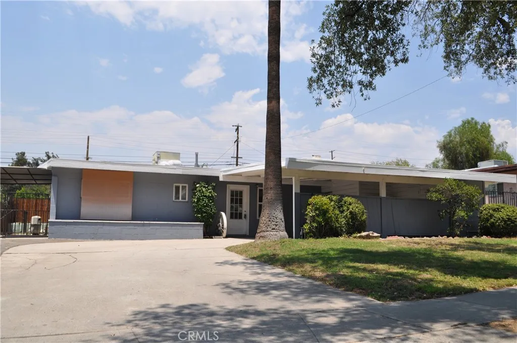 Redlands, CA 92374