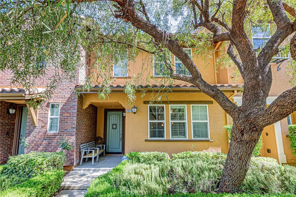 Valencia, CA 91354