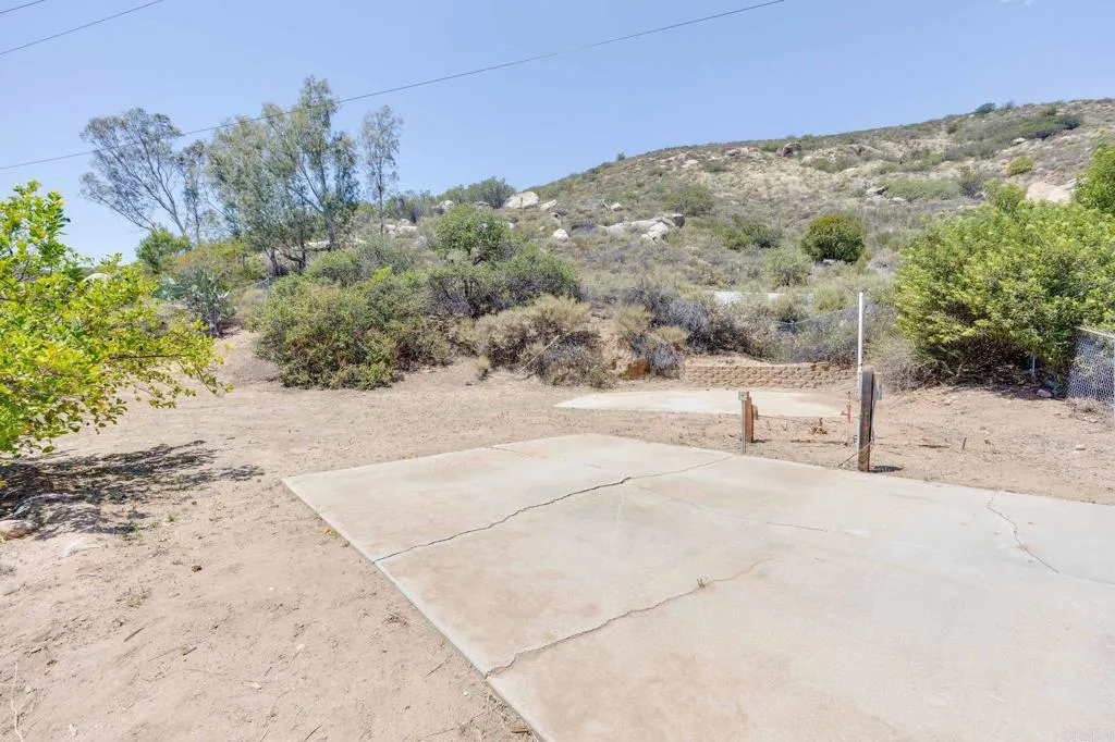 https://cdn.realtyfeed.com/cdn/127/307088749/2eeb737f5e91f12c71d8c39f6a3cf7a7.webp