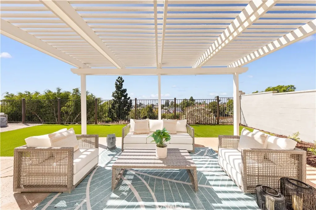 https://cdn.realtyfeed.com/cdn/127/307088752/295baa82dda19a81f230b5811289a3c3.webp