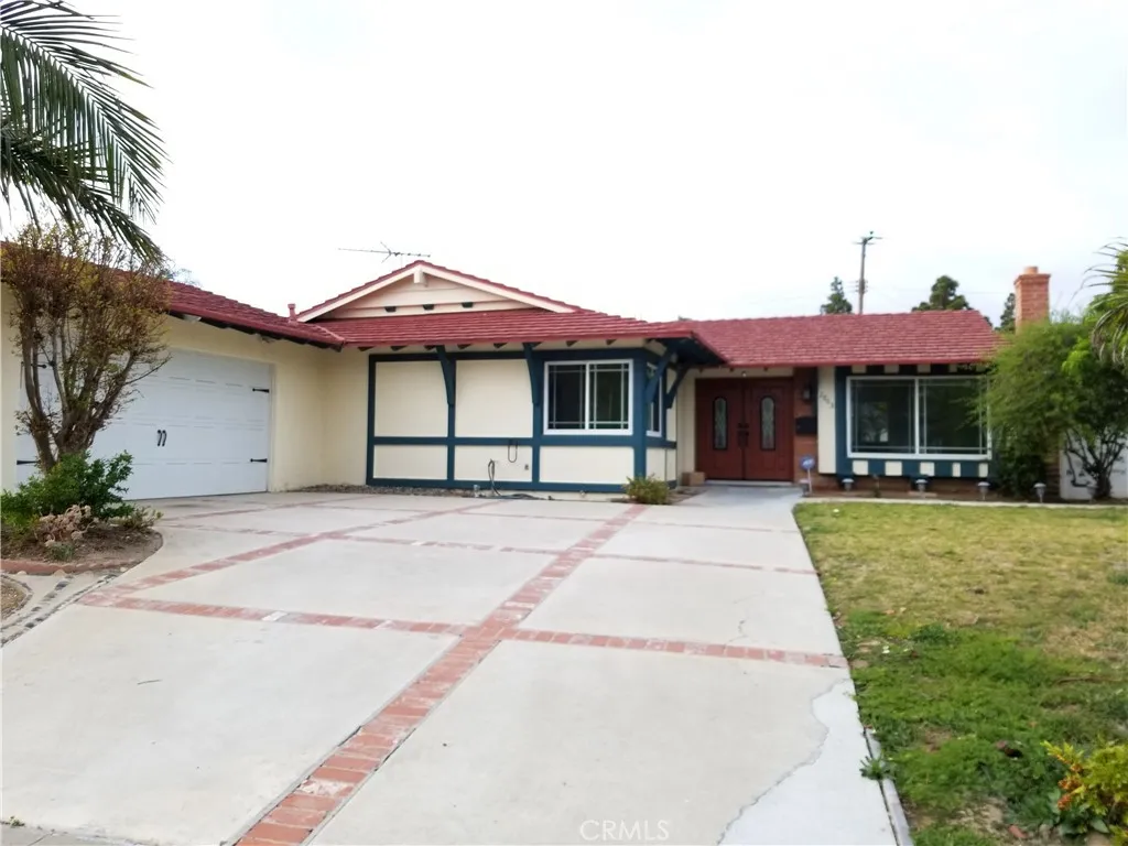 Costa Mesa, CA 92626