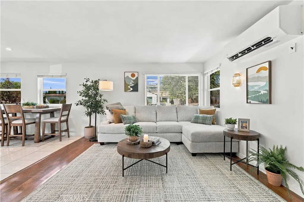 Los Angeles, CA 90045