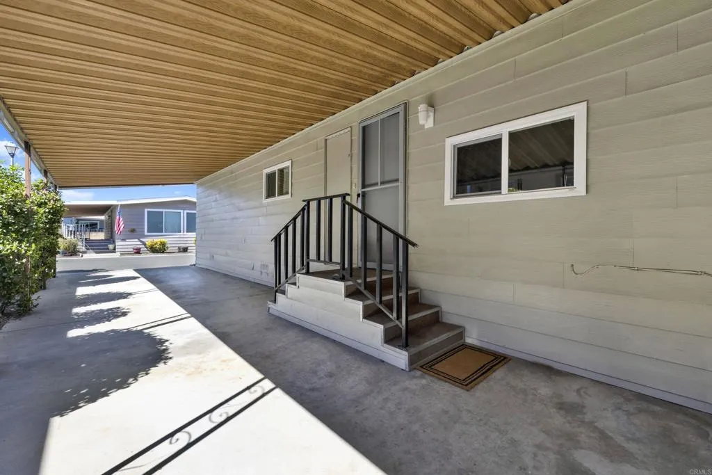 https://cdn.realtyfeed.com/cdn/127/307088846/d2047858693335af7ae873a4cef064dd.webp