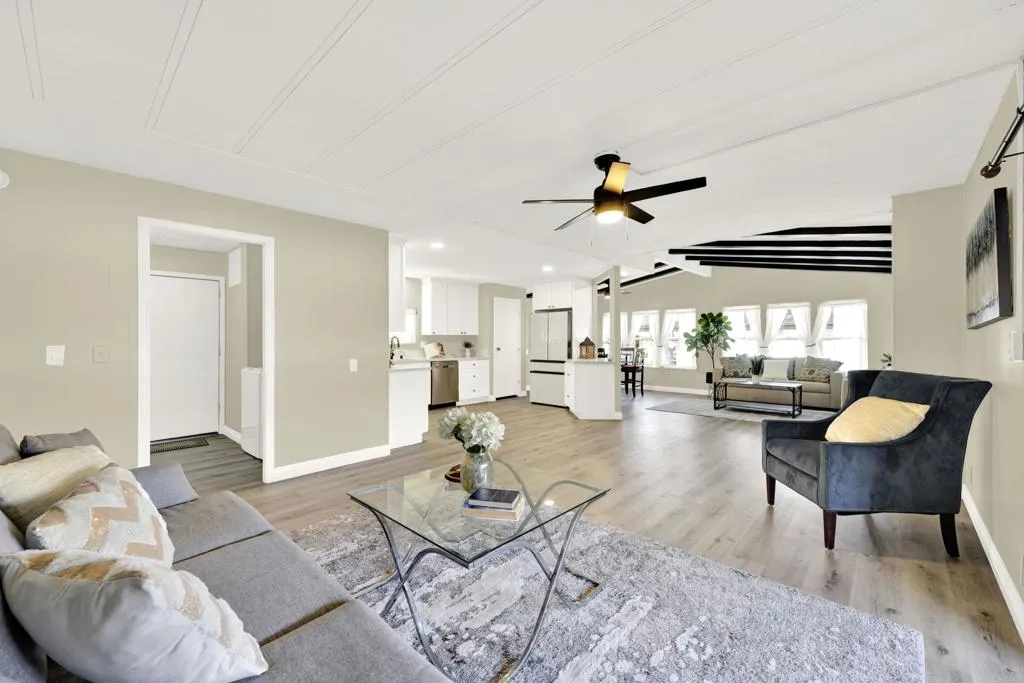 https://cdn.realtyfeed.com/cdn/127/307088846/f6f1186853f6812ef583006d06935511.webp