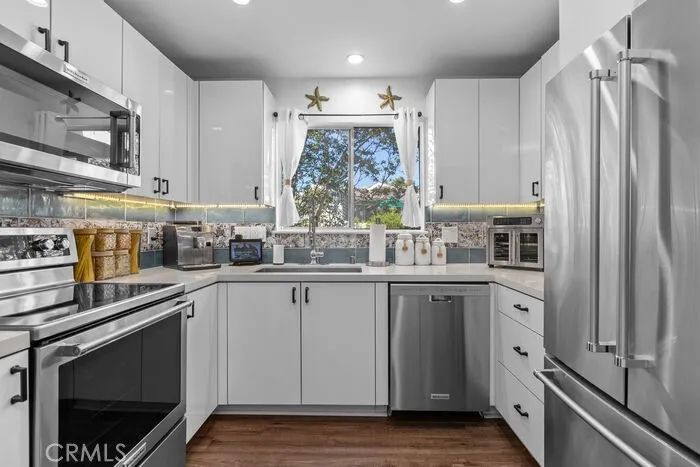 Laguna Woods, CA 92673