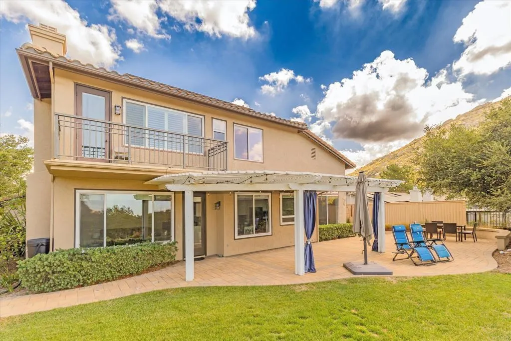 https://cdn.realtyfeed.com/cdn/127/307088854/44cbff83e95a6729948818db991d01a3.webp