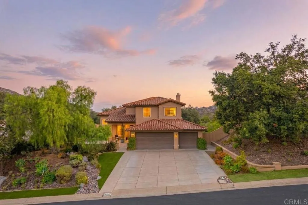 Ramona, CA 92065