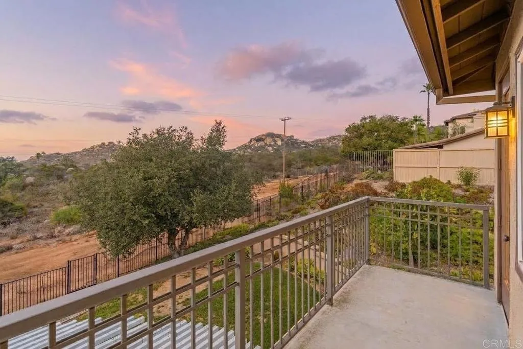 https://cdn.realtyfeed.com/cdn/127/307088854/95638e9f6b12511296238d10bc48c9f9.webp