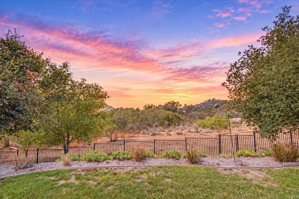 https://cdn.realtyfeed.com/cdn/127/307088854/9ca50f96d2f06beb74aefc588ddd5e42.webp