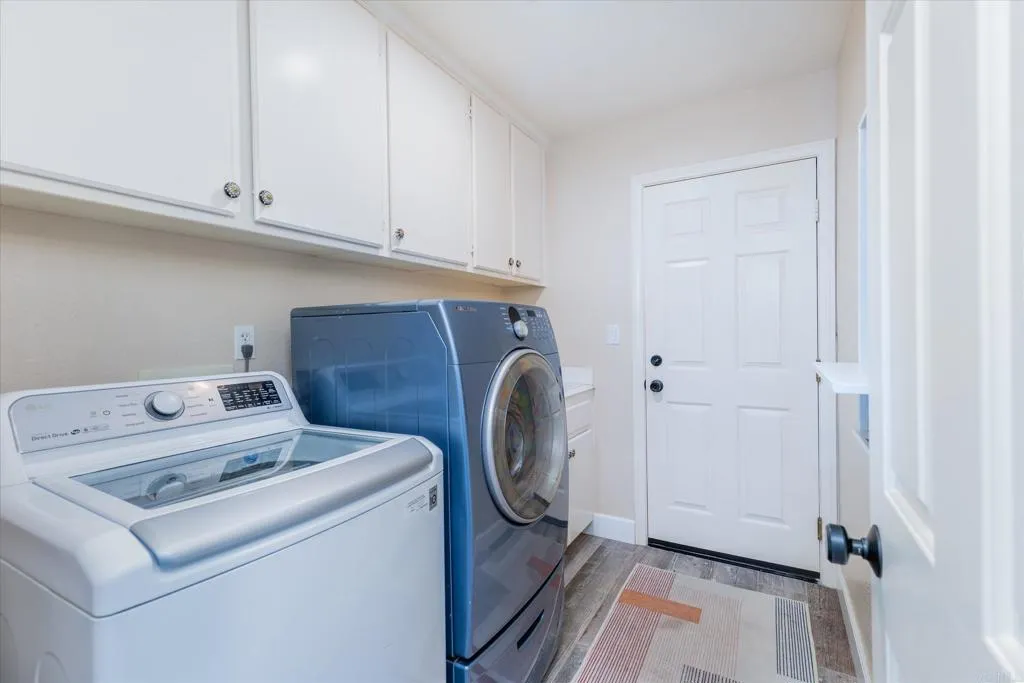 https://cdn.realtyfeed.com/cdn/127/307088854/b6fd80fe886d1803d6c2b19cc44dcc5a.webp