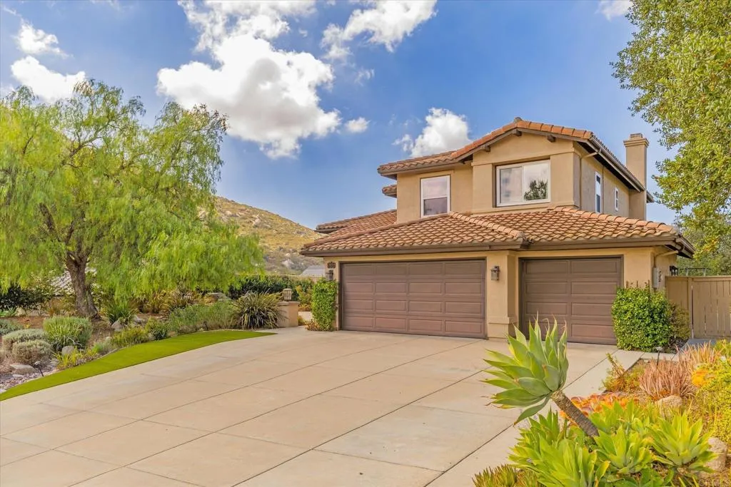 https://cdn.realtyfeed.com/cdn/127/307088854/e5751b9a3d9f86811b2df75bb9708876.webp
