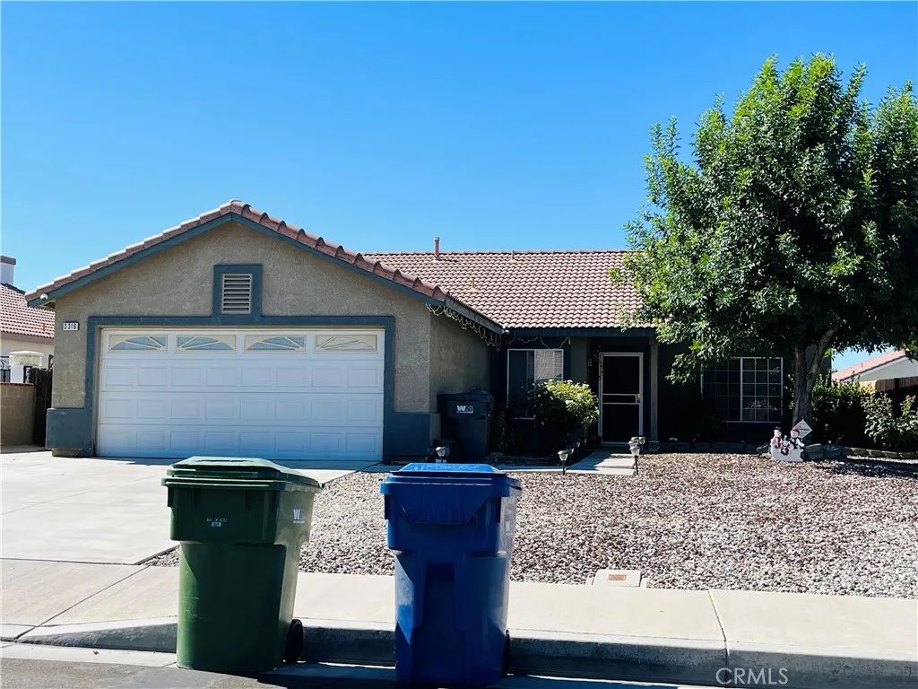 Lancaster, CA 93535