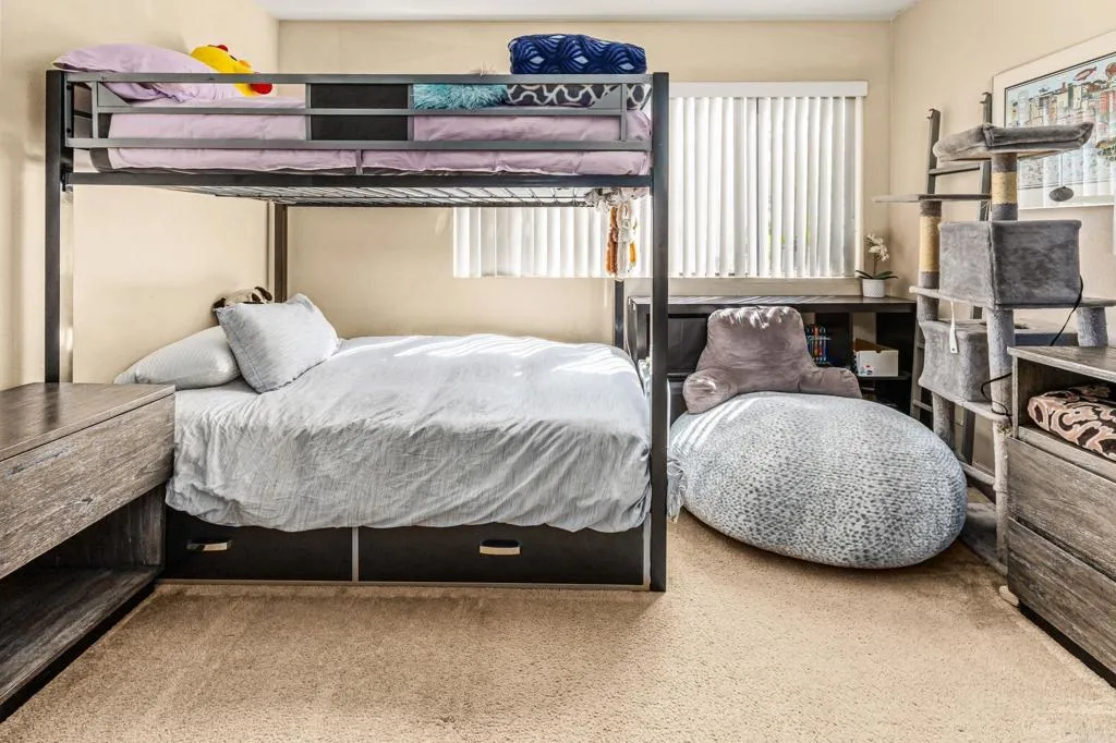 https://cdn.realtyfeed.com/cdn/127/307088970/7055615b746acaba683e2b5f81823c24.webp
