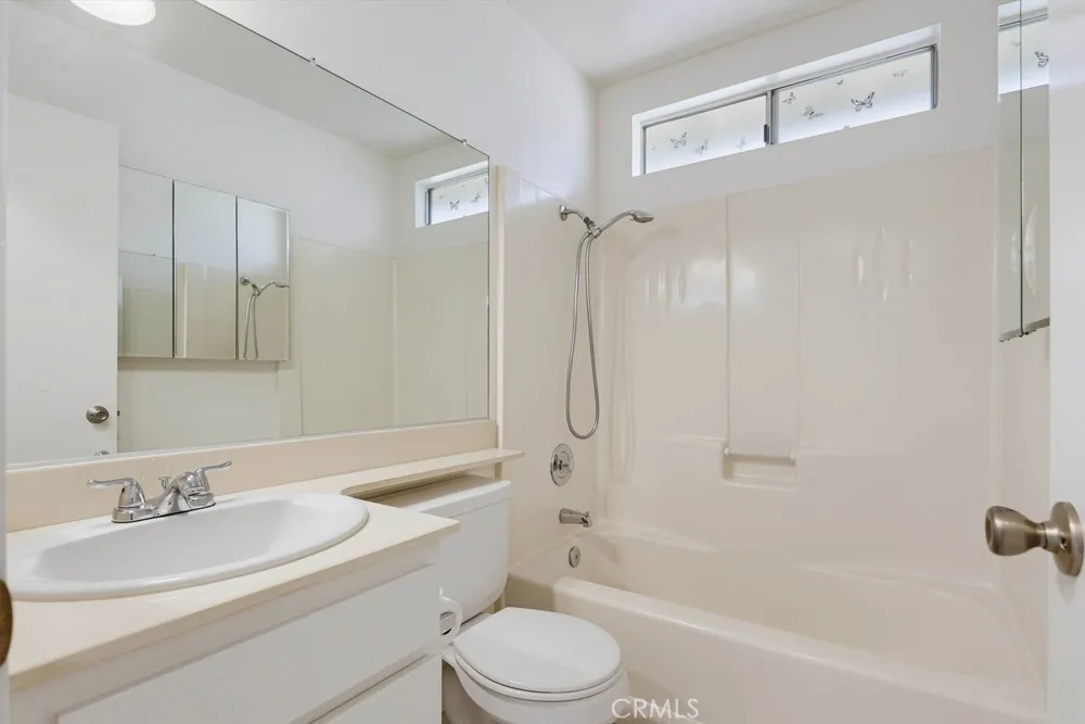 https://cdn.realtyfeed.com/cdn/127/307089017/3752ad76a49032fee037be8e6db2bb53.webp