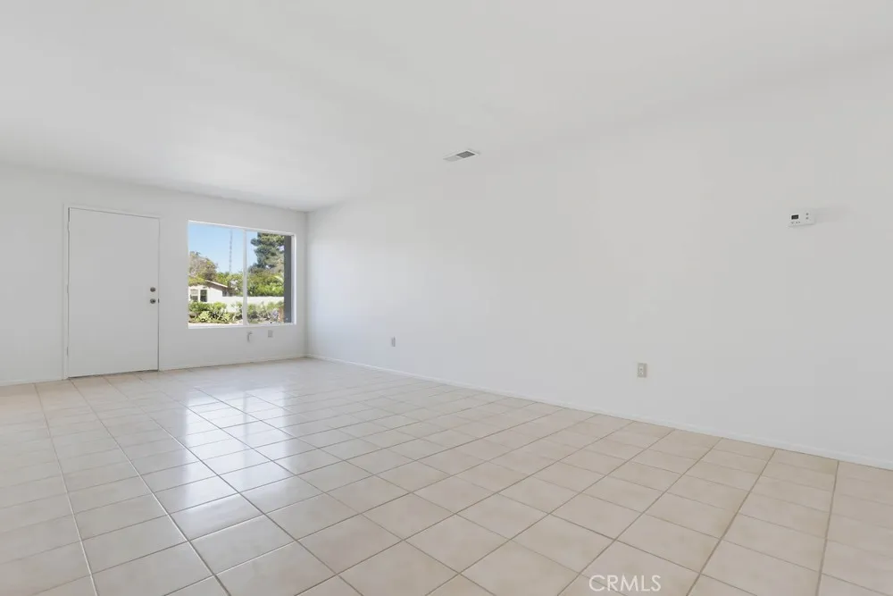 https://cdn.realtyfeed.com/cdn/127/307089017/b04cf697a41d8b701e1a0156254496ae.webp