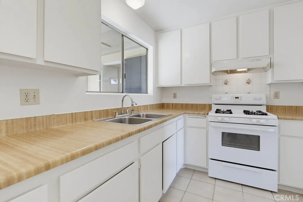 https://cdn.realtyfeed.com/cdn/127/307089017/ee732243b90968c226912ed9d675b5a5.webp