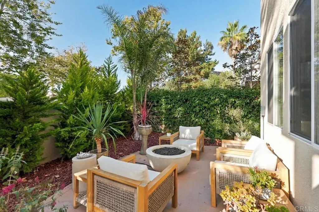 https://cdn.realtyfeed.com/cdn/127/307089048/1caec2a4b88b7d61c94209dc24c4c857.webp